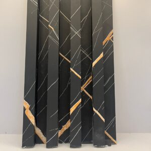Lambrín decorativo de PVC con acabado tipo Lauren King